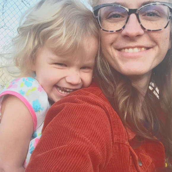 Hellooooo - Picture 1 of 1